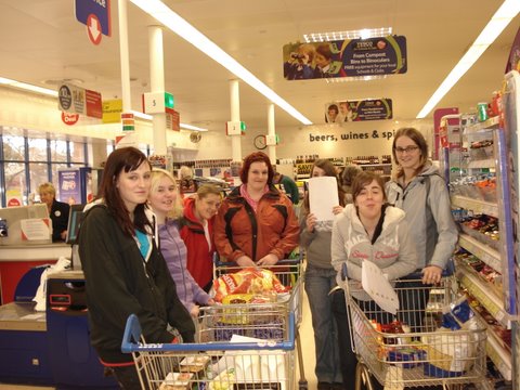 Students shopping